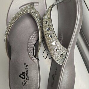 Size 9 Ladies Silver Sandals